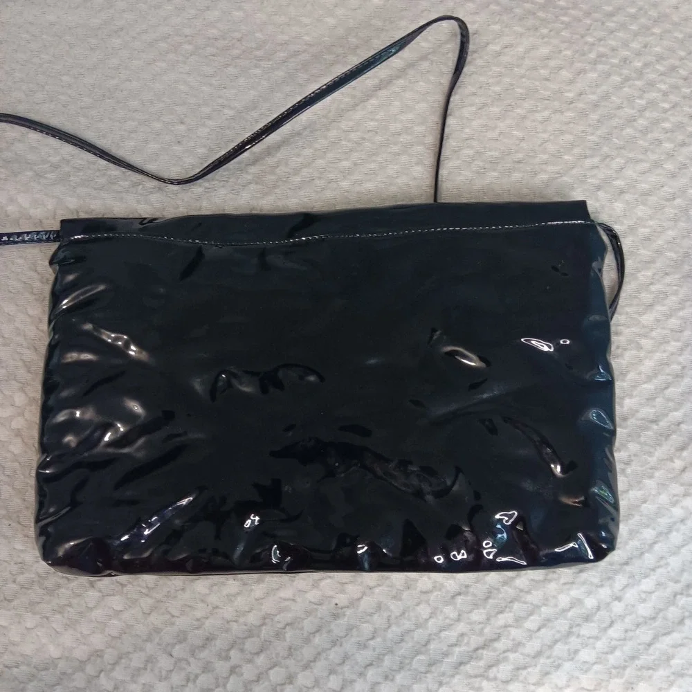 Noble Handbags Inc. VTG Genuine Patent Leather Glam Rock Big Bow Cross Body Bag
